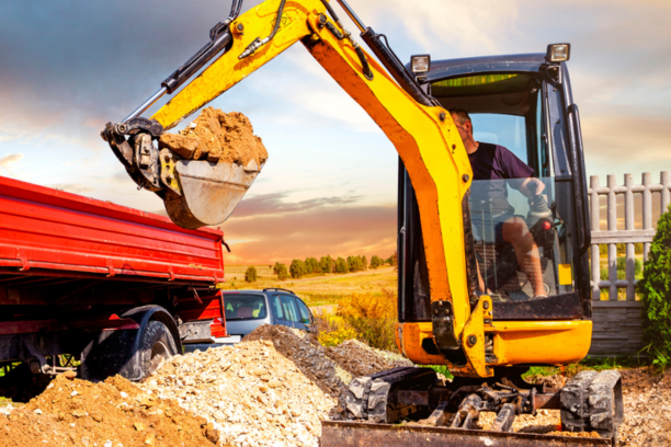 roboty ziemne, koparka czy minikoparka sprawdź zanim zaczniesz budowę